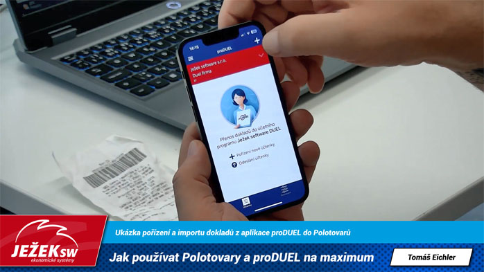 Předávání dokladů mezi účetní a klientem.